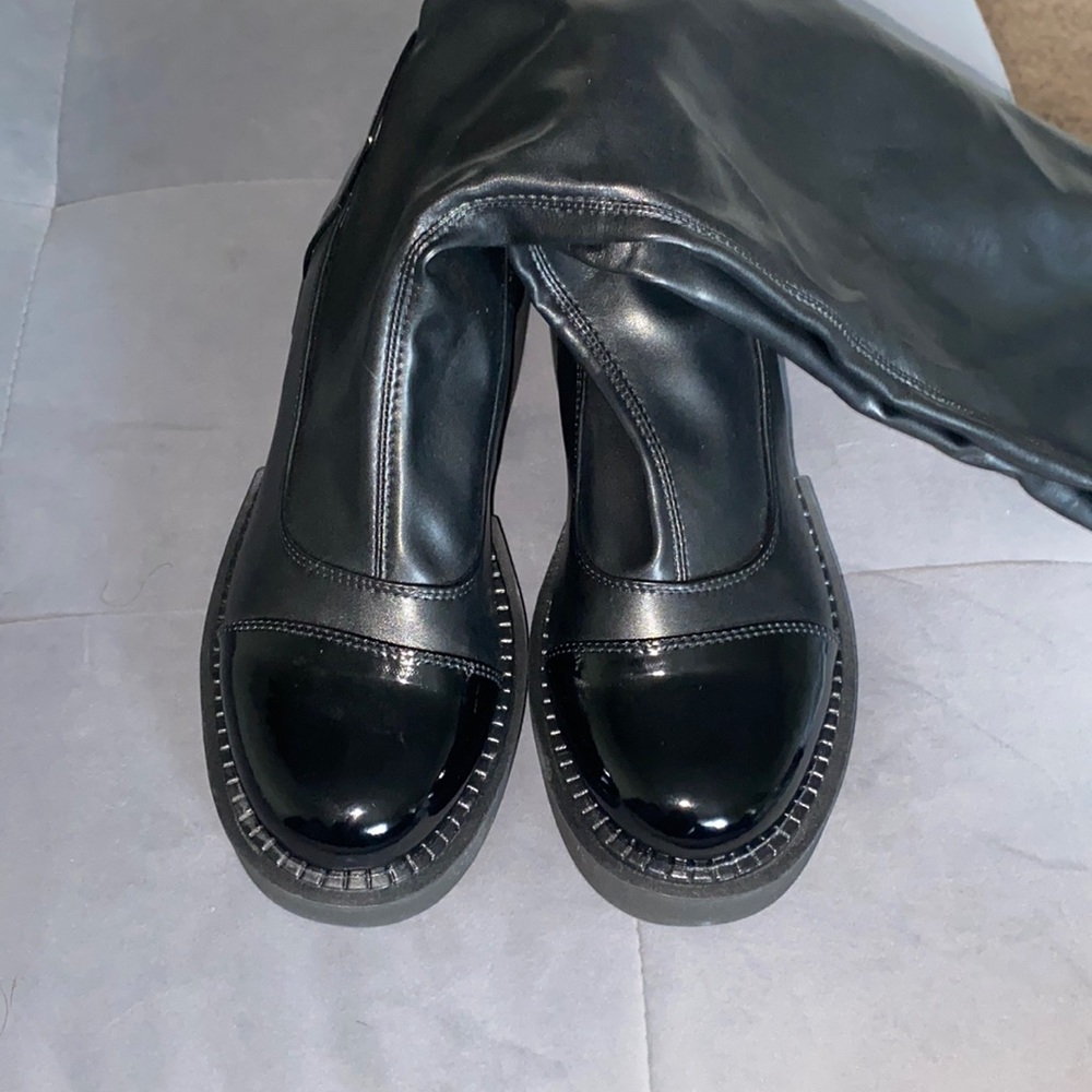 Black Boots
